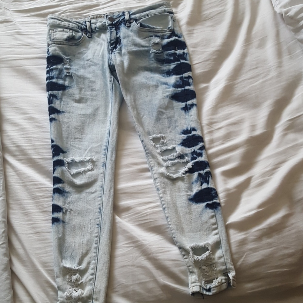 $1 with bundle